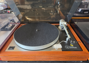 Linn Sondek LP-12